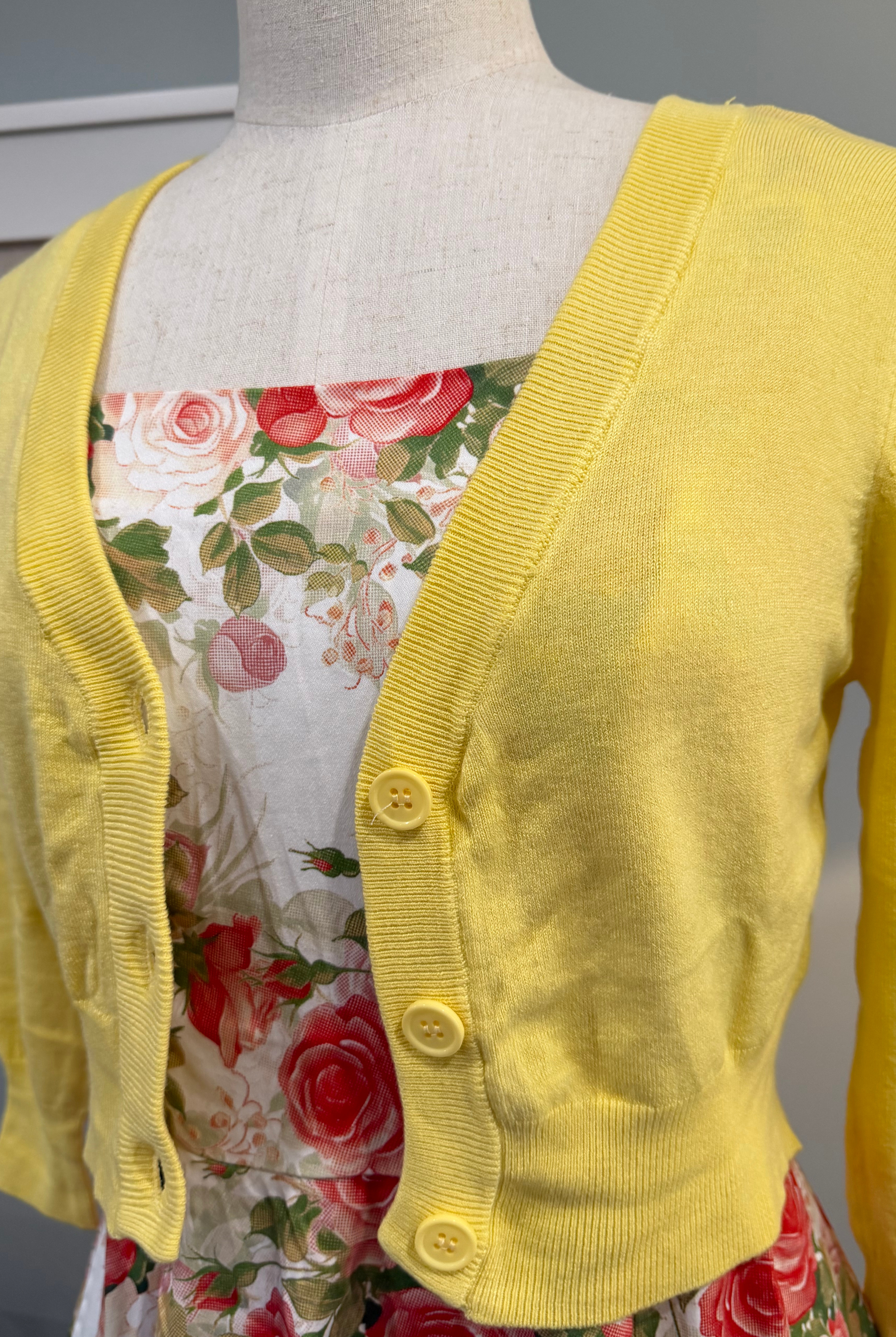 MAK 3/4 Sleeve Baby Yellow Retro Cardigan - Curvique Vintage