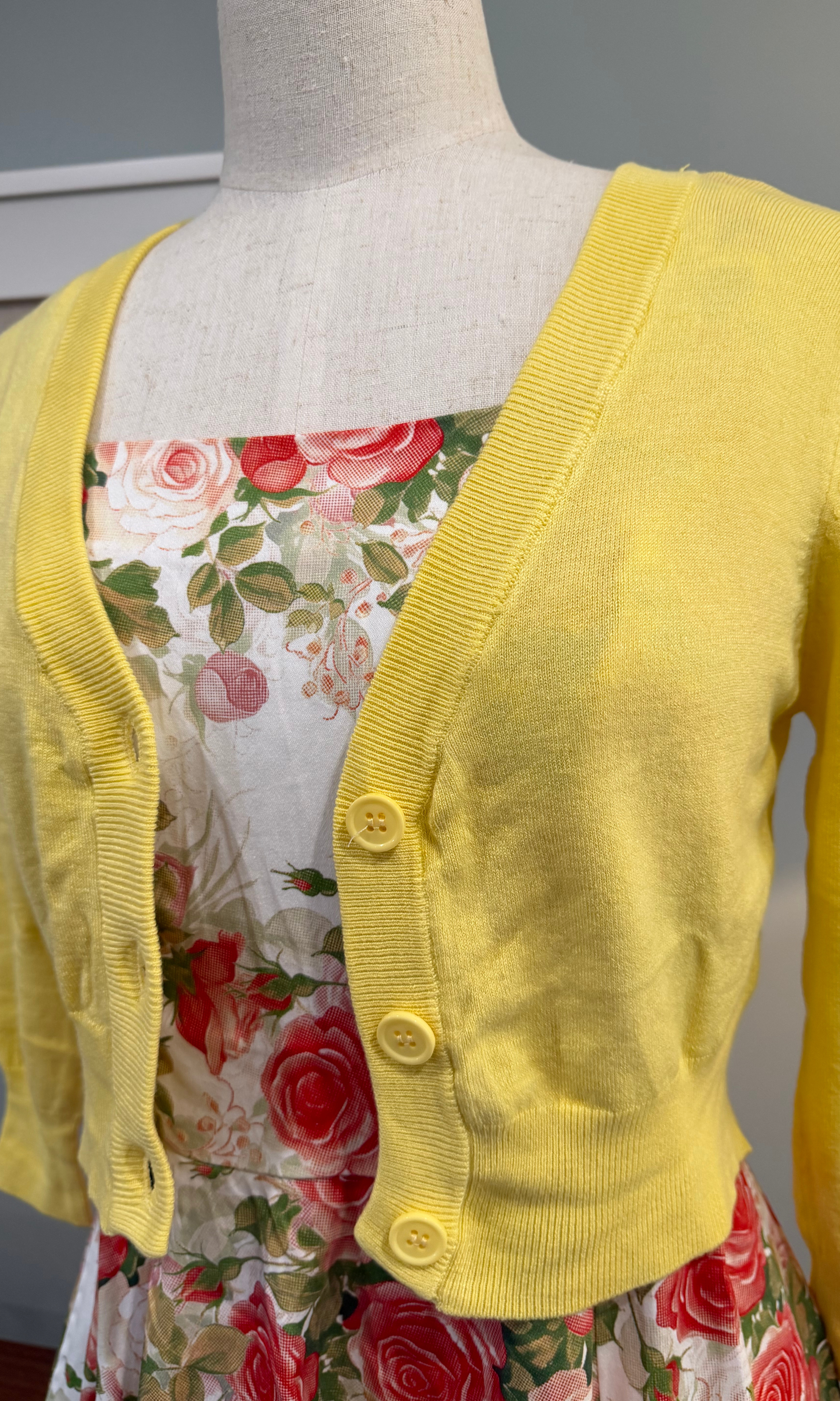 MAK 3/4 Sleeve Baby Yellow Retro Cardigan - Curvique Vintage