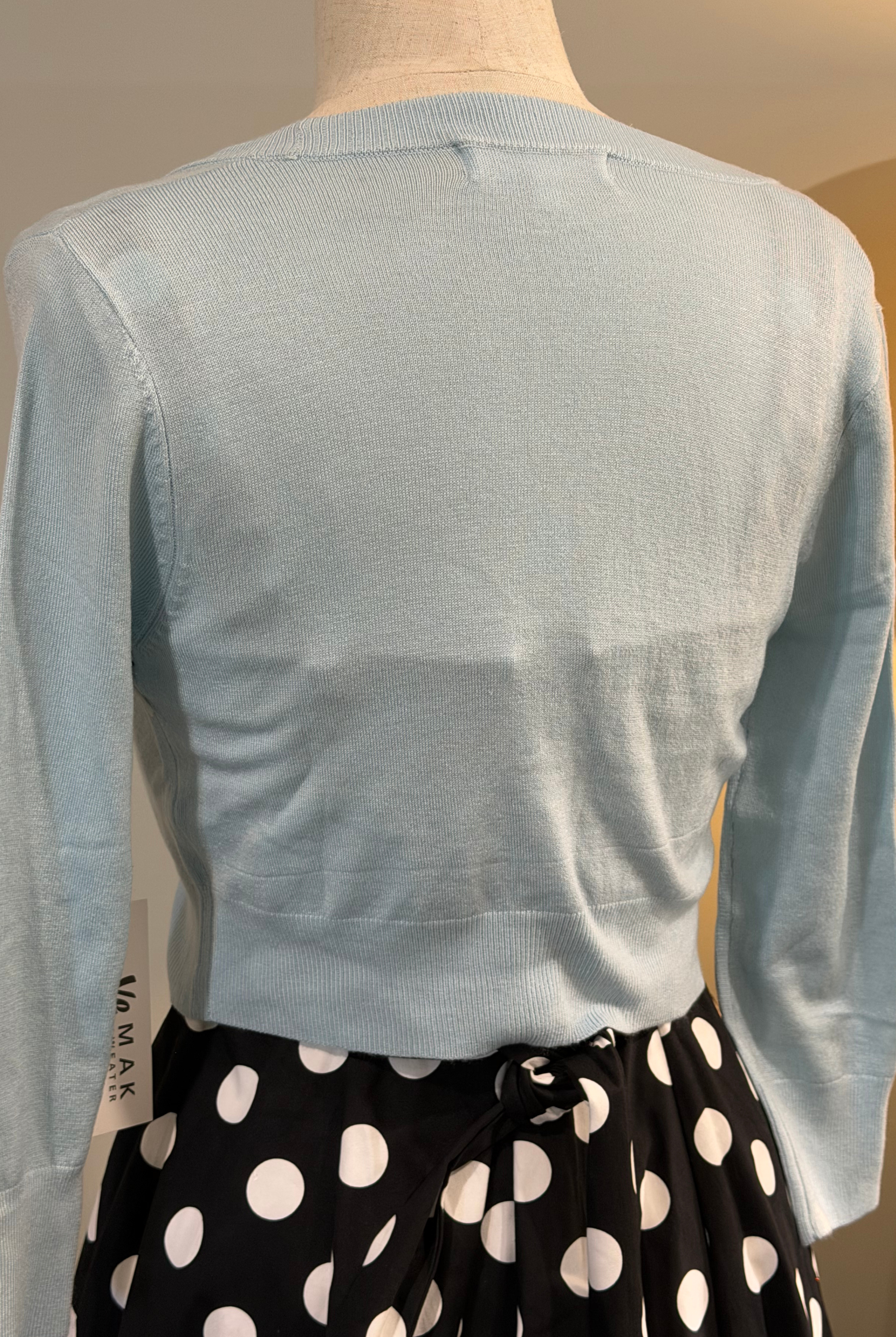 MAK 3/4 Sleeve Light Blue Retro Cardigan - Curvique Vintage