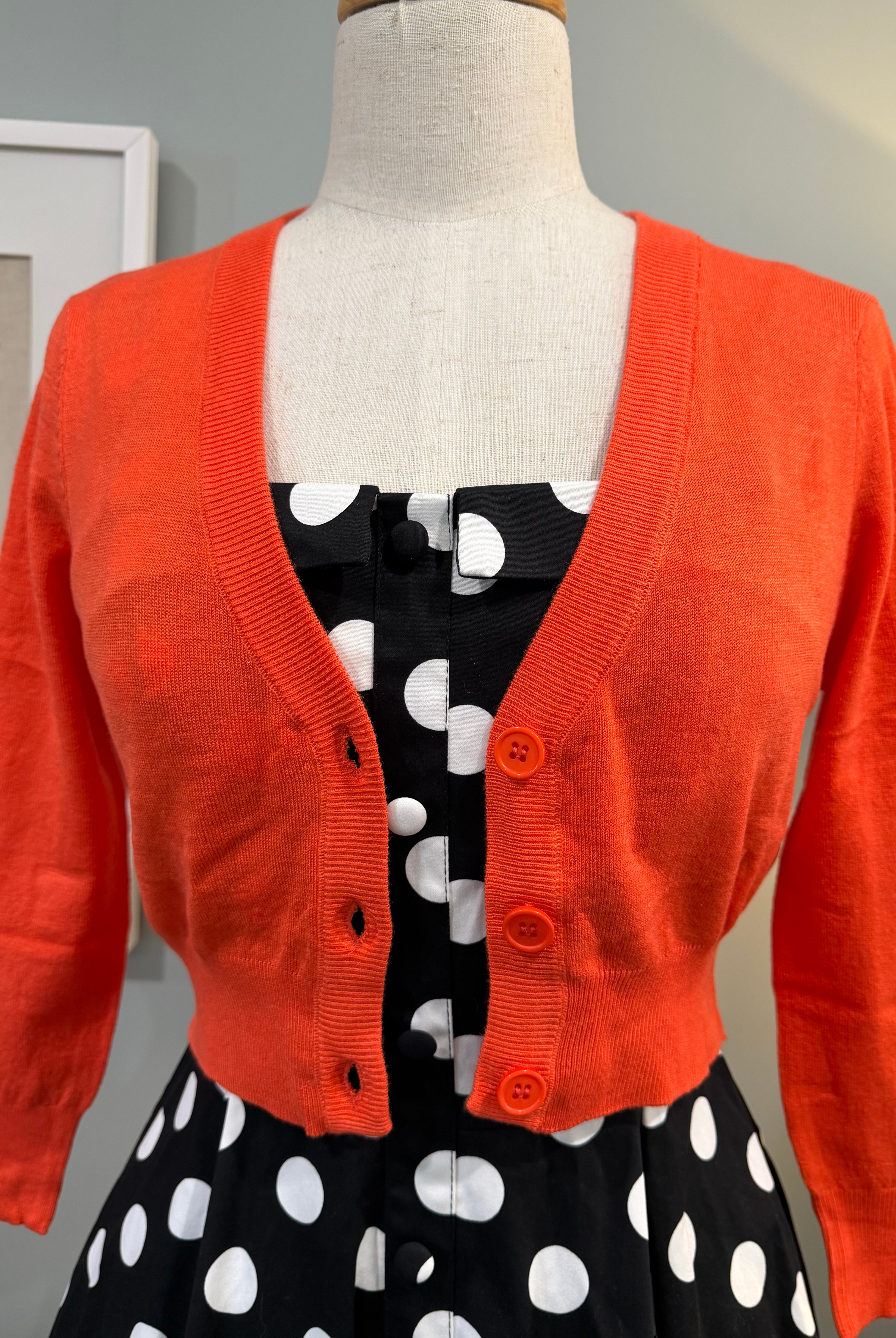 MAK 3/4 Sleeve Fiesta Retro Cardigan - Curvique Vintage