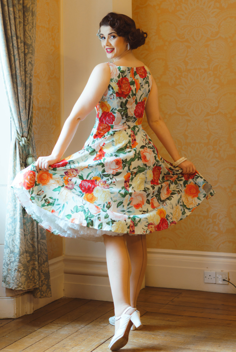 Golden Peony 50s Vintage Style Floral Swing Dress - Curvique Vintage