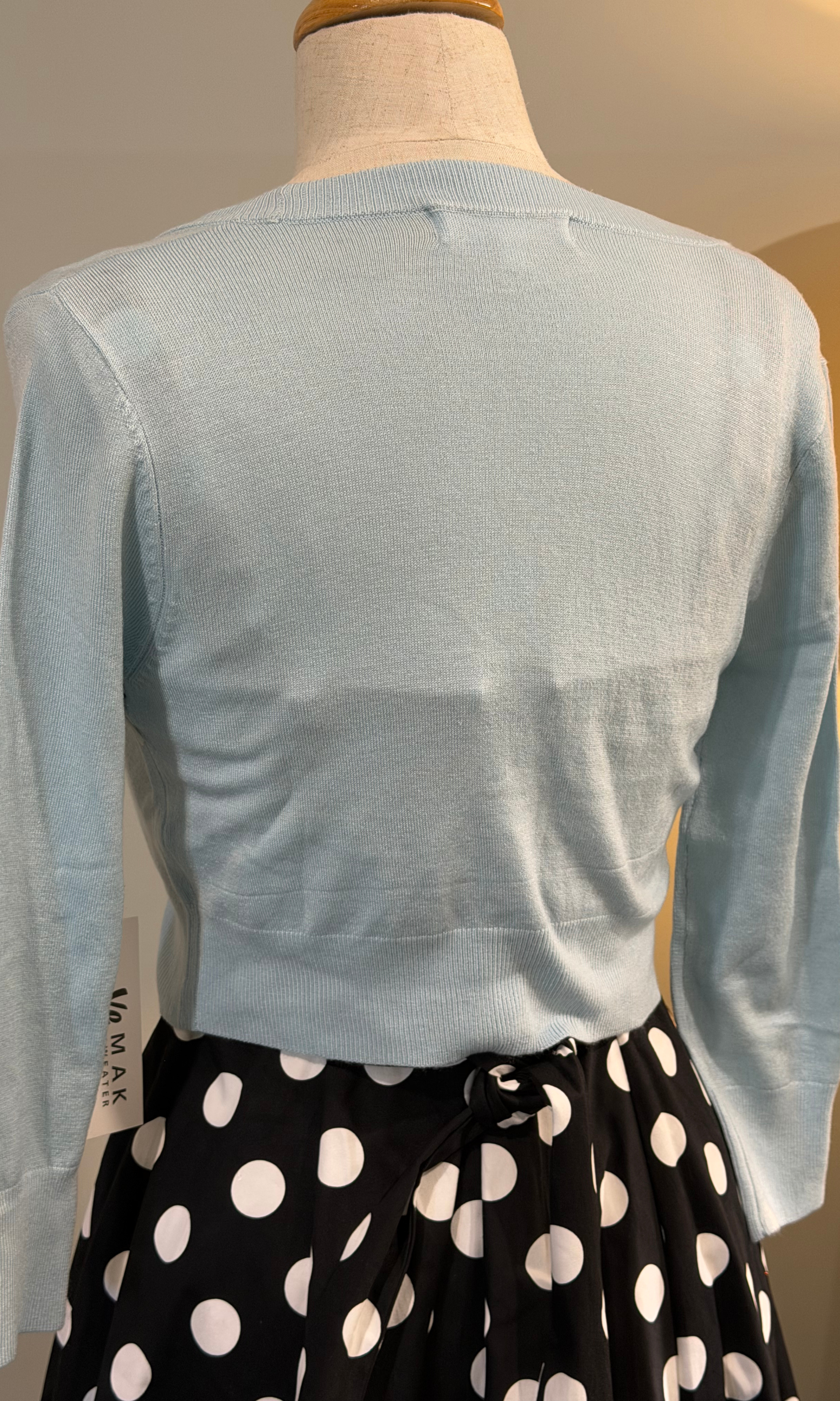 MAK 3/4 Sleeve Light Blue Retro Cardigan - Curvique Vintage