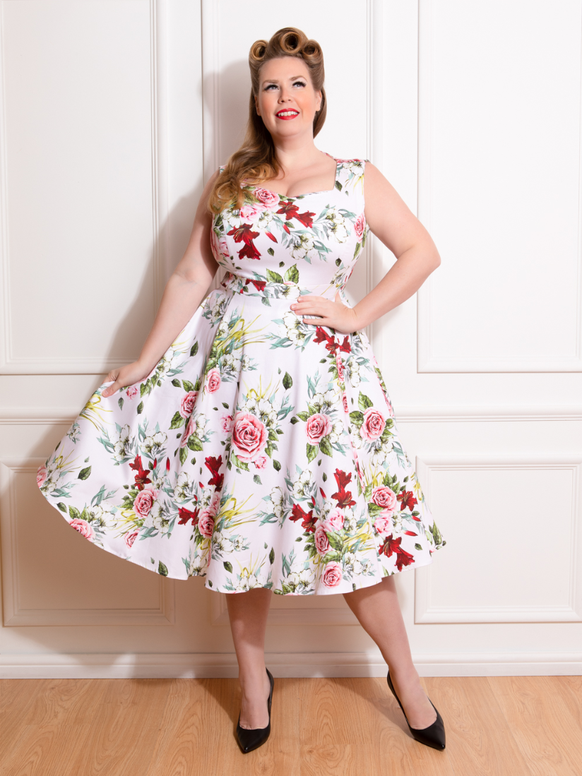 Carole Floral 50s Vintage Inspired Swing Dress - Plus Size - Curvique Vintage