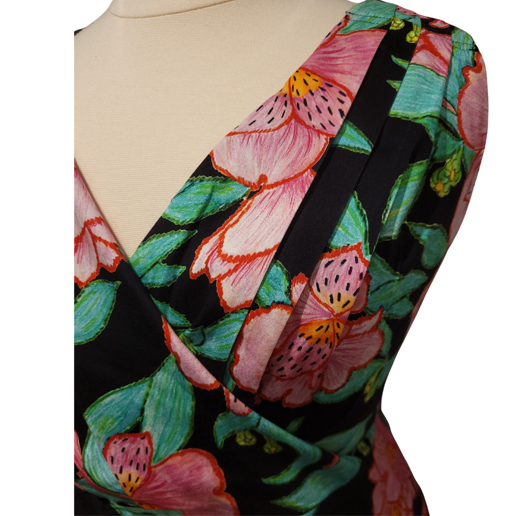 Julie Retro Inspired black floral multicolored 50s Swing Dress - Curvique Vintage